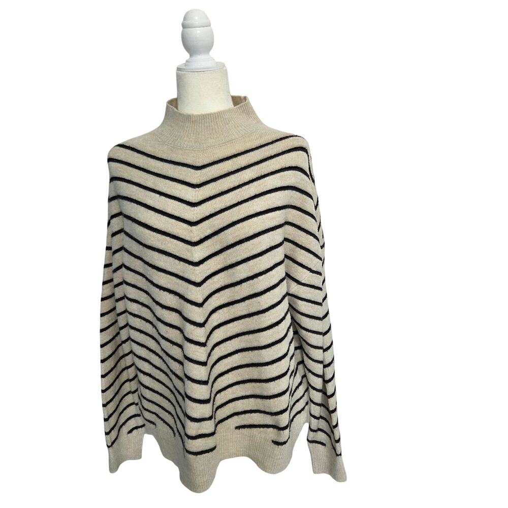Liz Claiborn Cream/Black Striped Turtleneck Sweater Size L